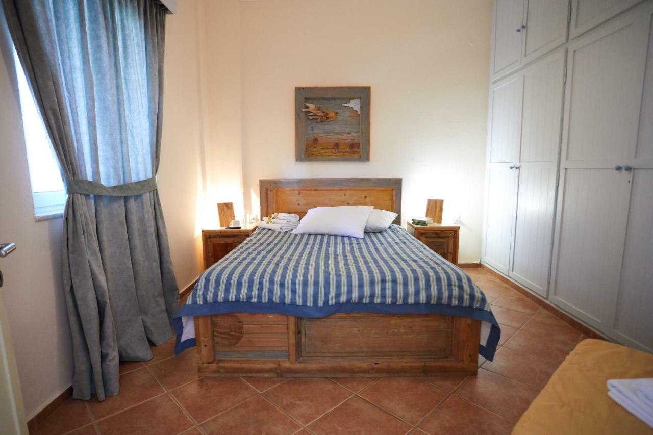 Zorbas Apartments Volissos エクステリア 写真