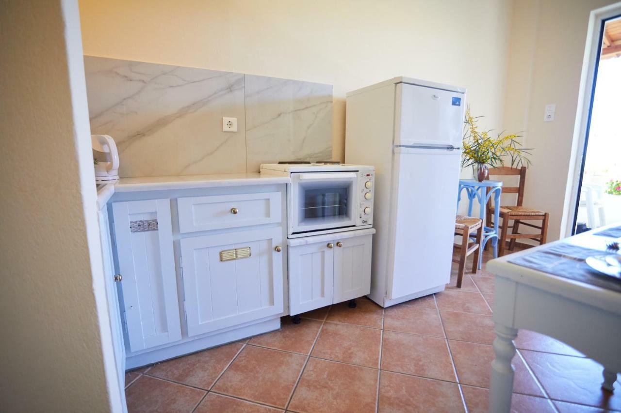 Zorbas Apartments Volissos エクステリア 写真