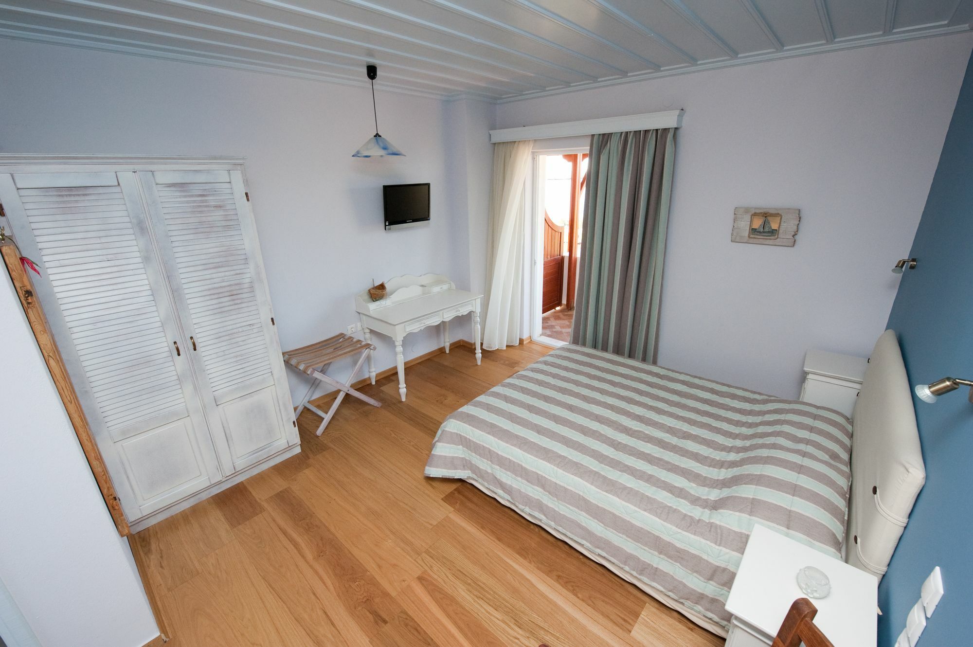 Zorbas Apartments Volissos エクステリア 写真